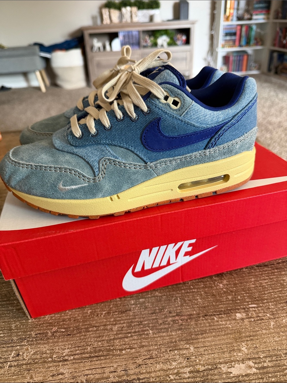 Nike Air Max 1 Premium ‘Dirty Denim’ sneakers
